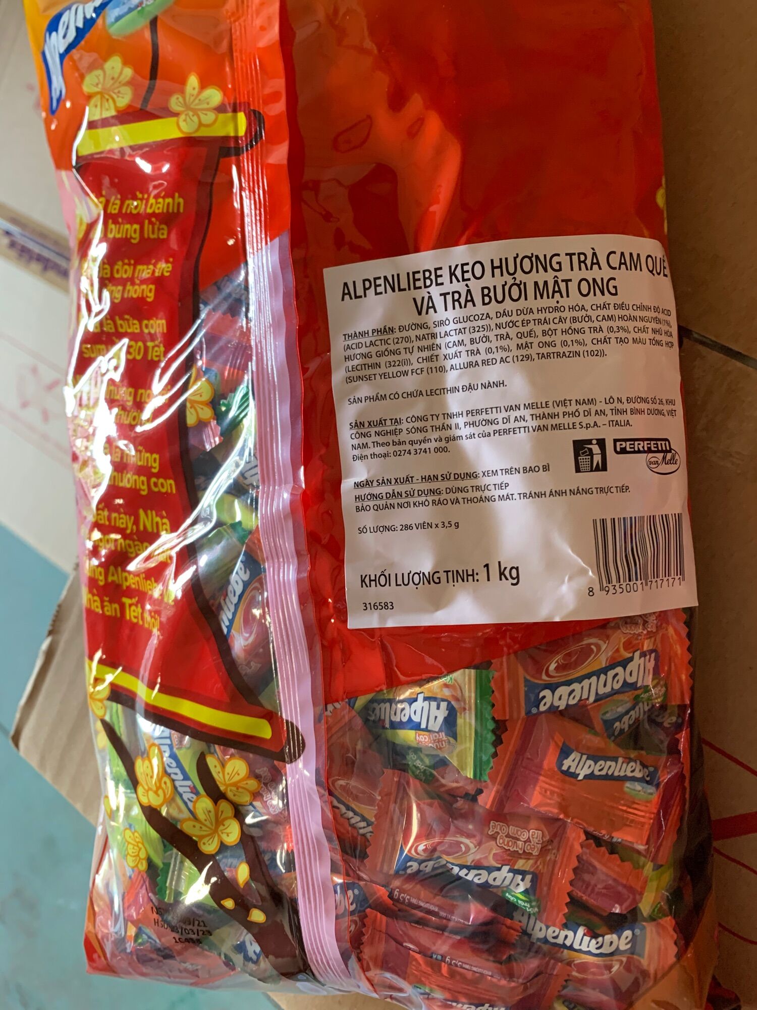 Kẹp Alpenlibe hương caramel 1kg