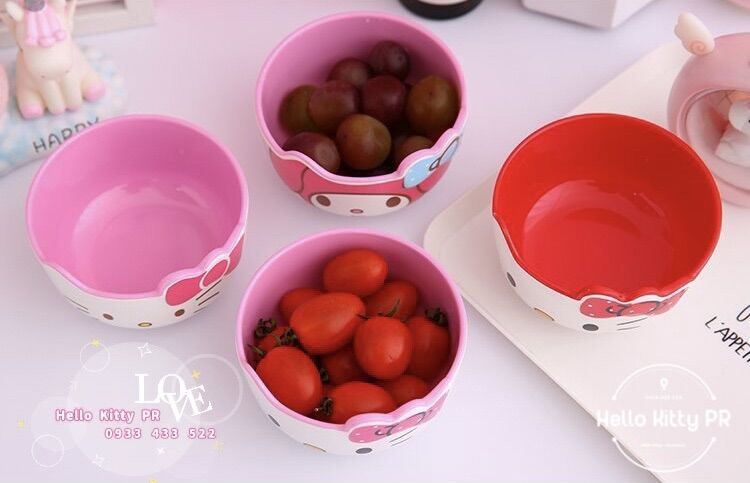 Chén nhựa giả sứ 3D Hello Kitty