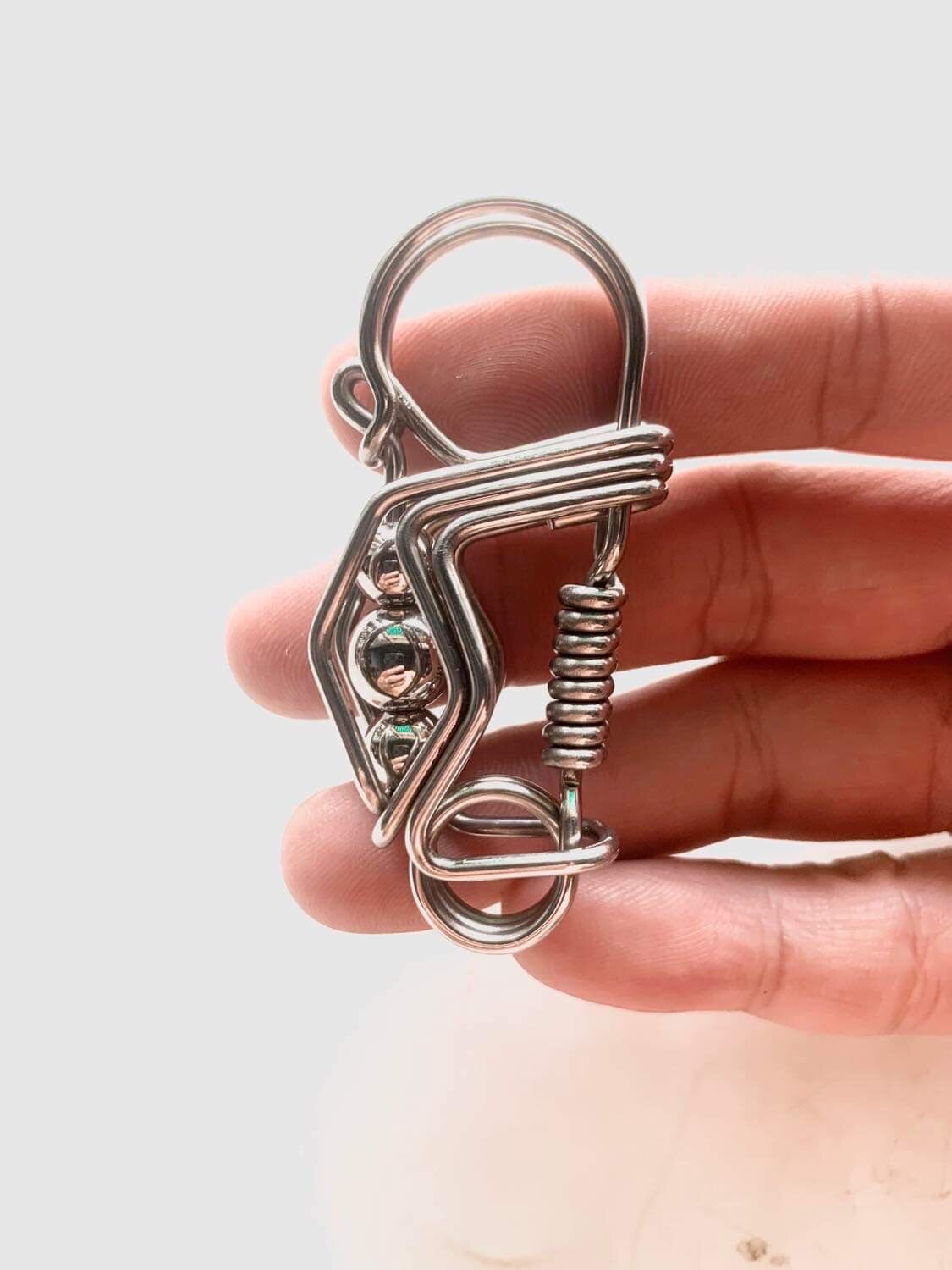 Móc khoá thủ công Inox 304 có 3 viên bi