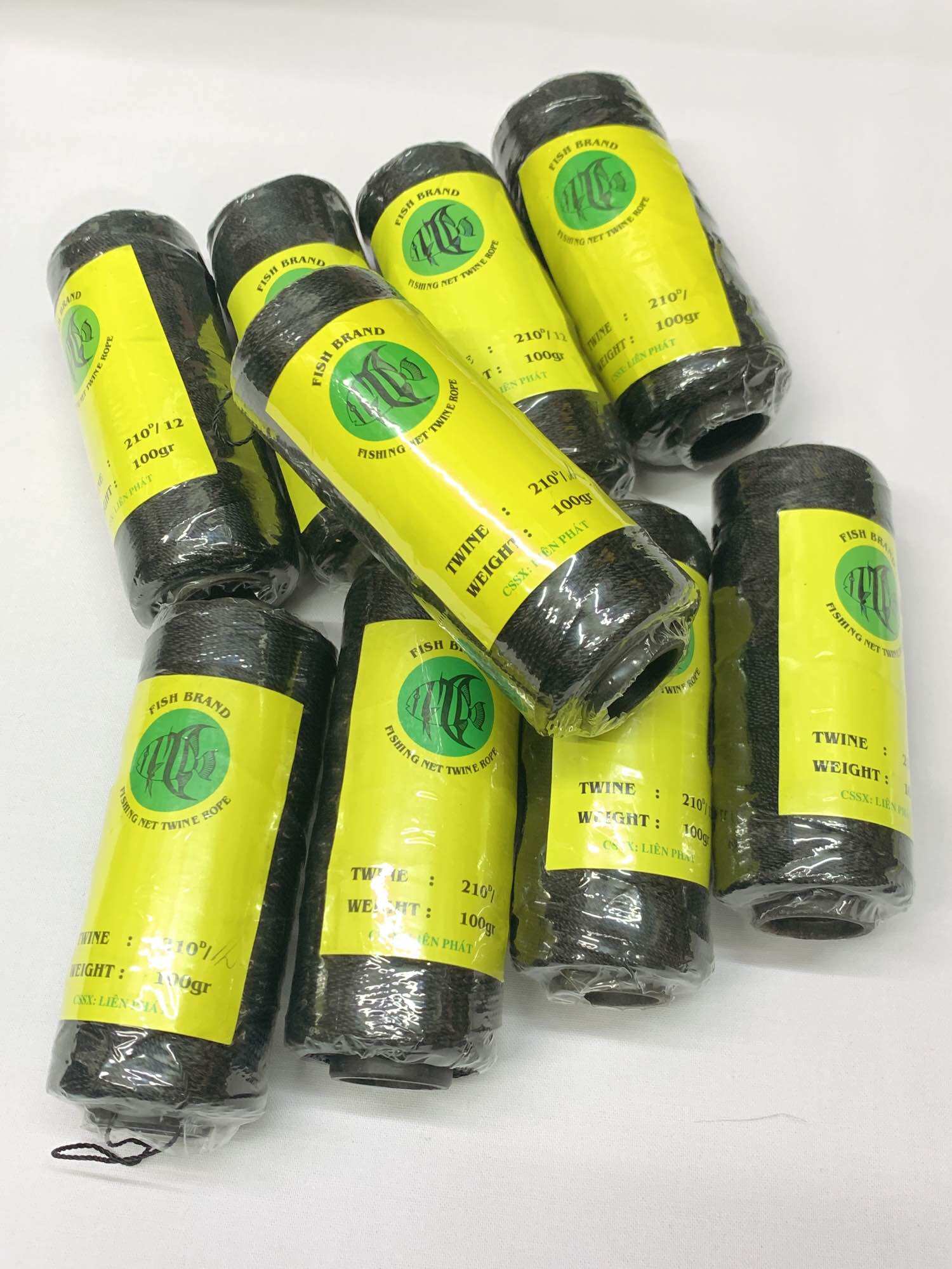 Chỉ nylon 100% sợi 210D màu đen