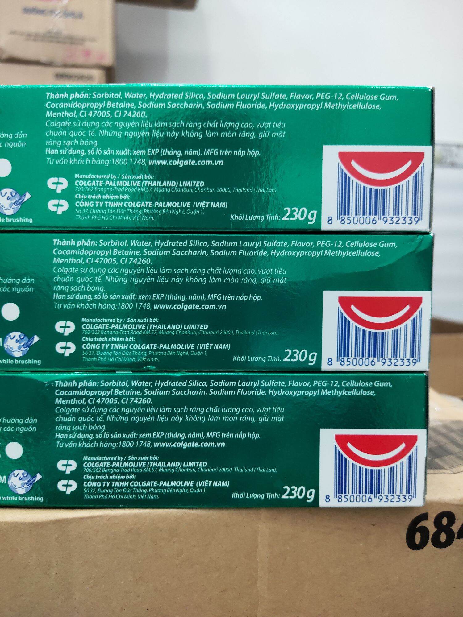 kem đánh răng Colgate maxfresh soảng khoái (3 cây x 230g)