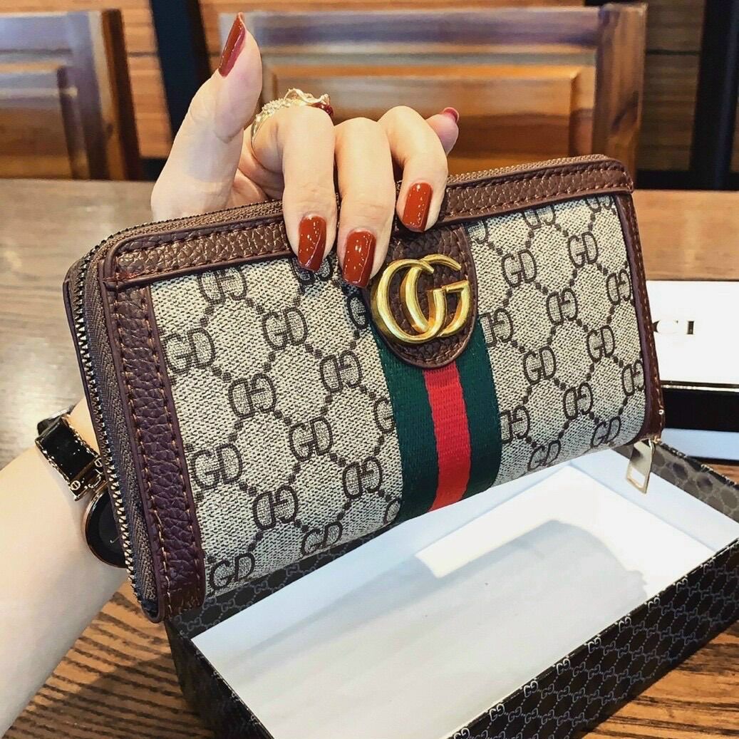 Ví cầm tay đẹp bất chấp size 20 loại 1 tặng kèm hộp