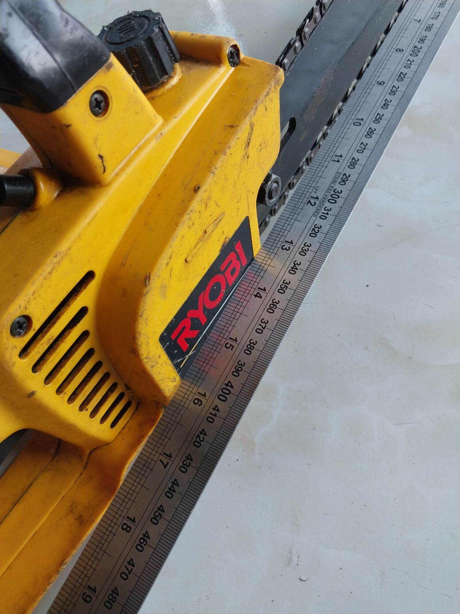 cua xích RyoBi nhật bãi điện 100v đã qua sử dụng lam chạy không thấy lửa dây rin mềm dẻo dài 4m5