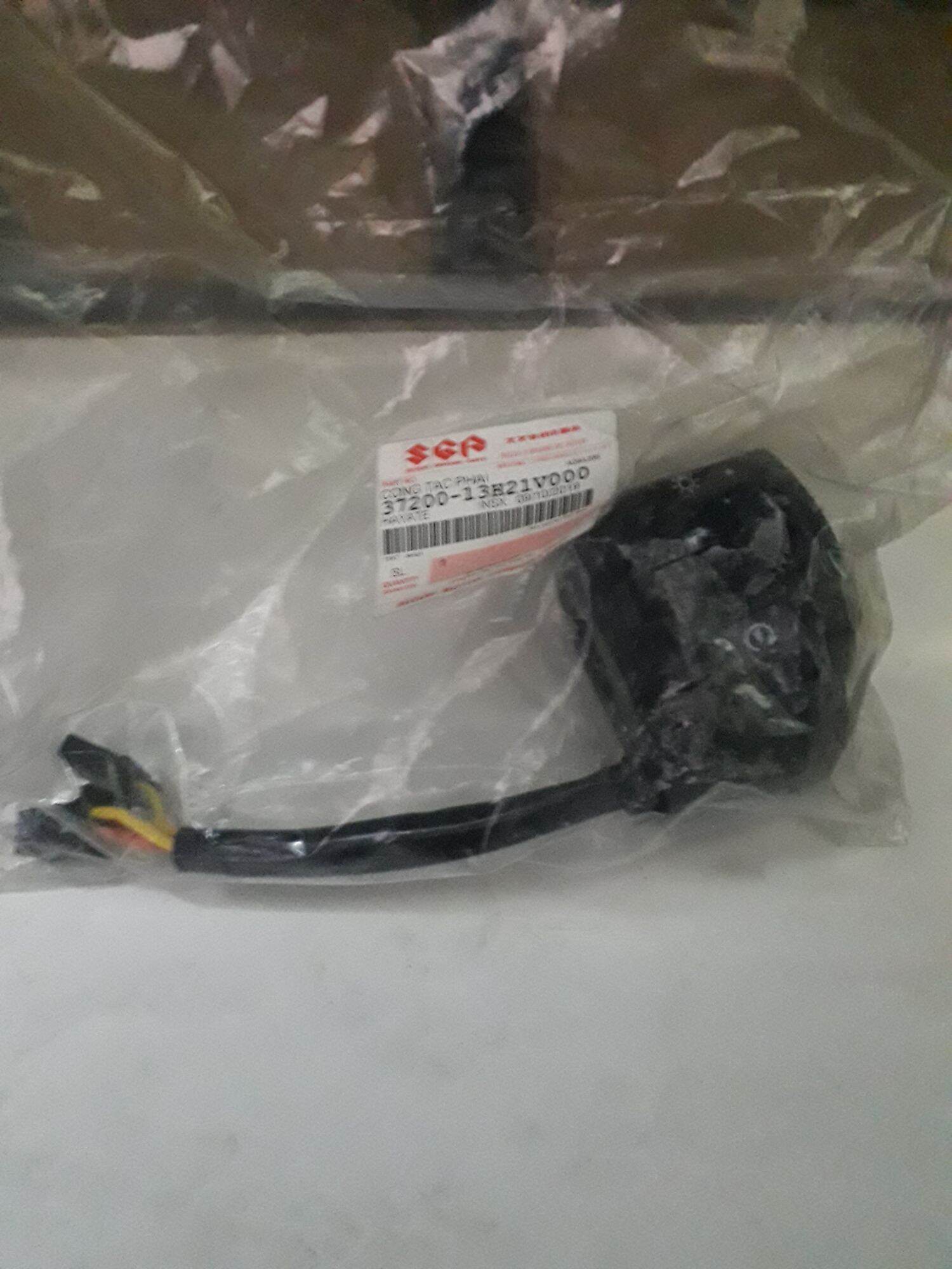 Cùm công tắc trái/phải suzuki Hayate 125