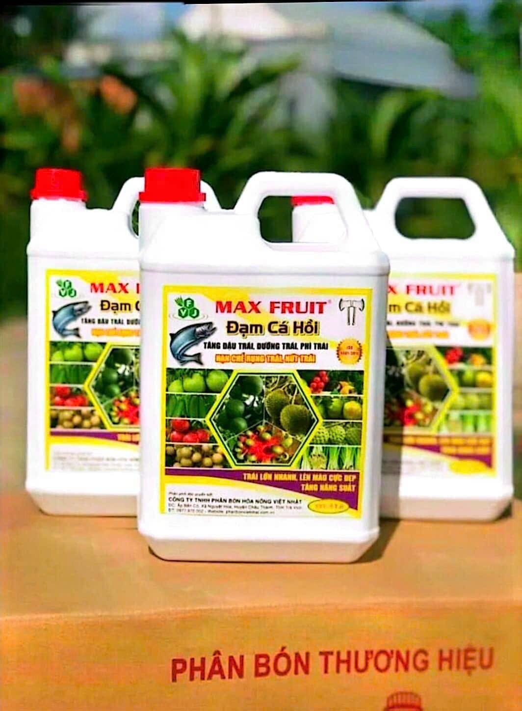 Phân bón đạm cá hồi can 5 lít. đậm đặc