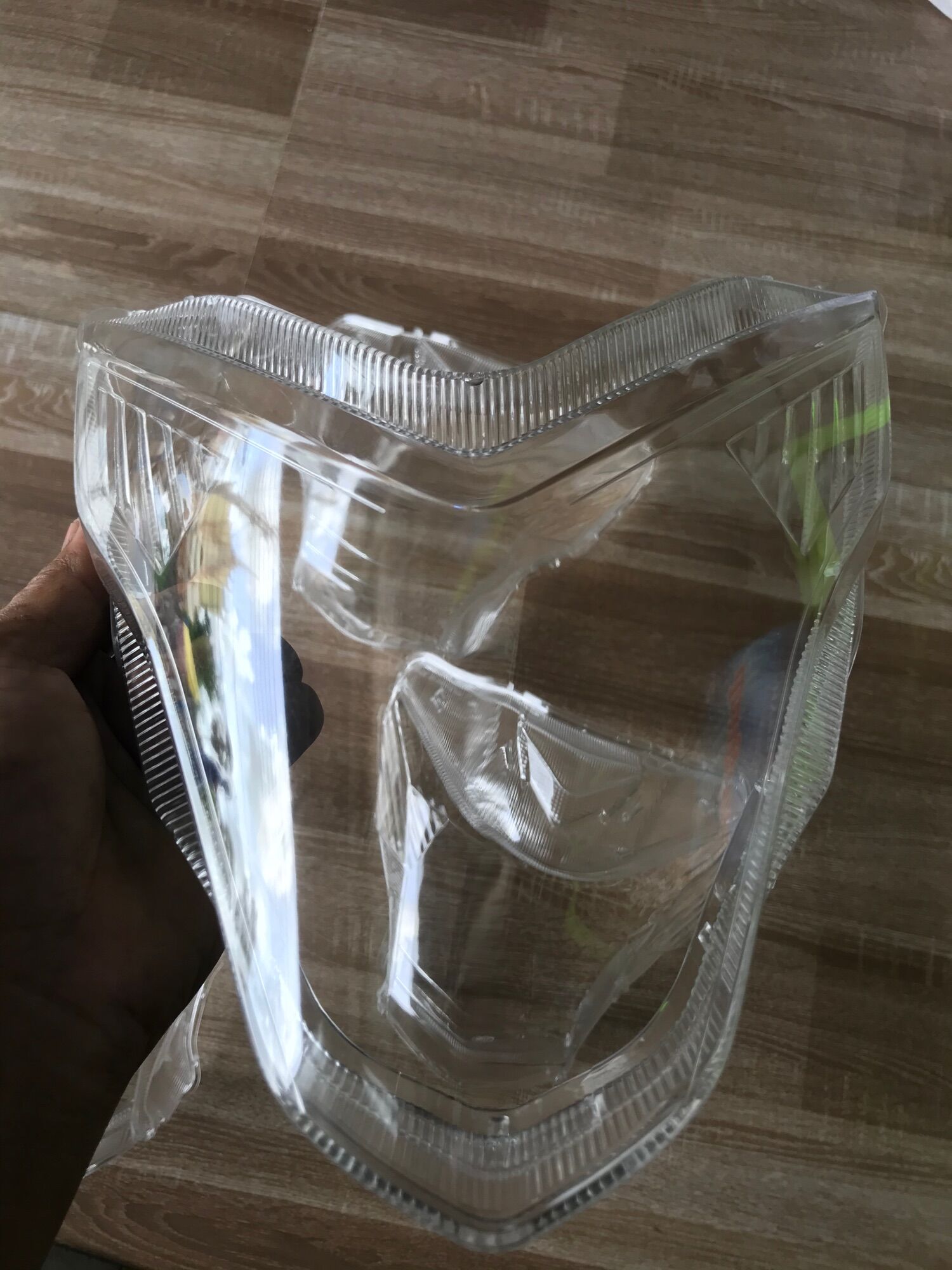 Kiếng pha đèn sonic indo