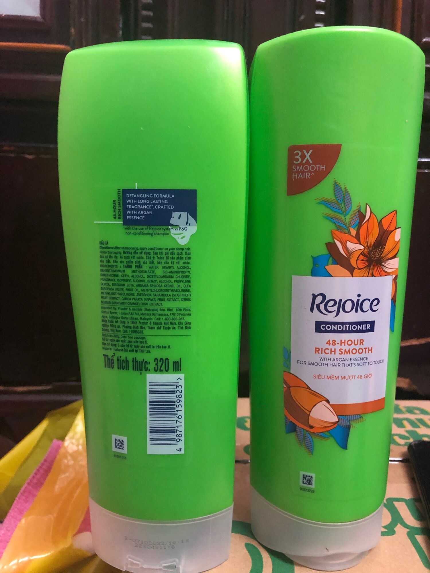 Dầu xã siêu mềm mượt Rejoice 320ml