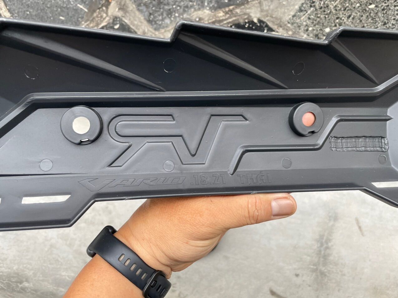 ỐP PÔ DÀI VARIO 2018 - 2021 ĐEN MỜ