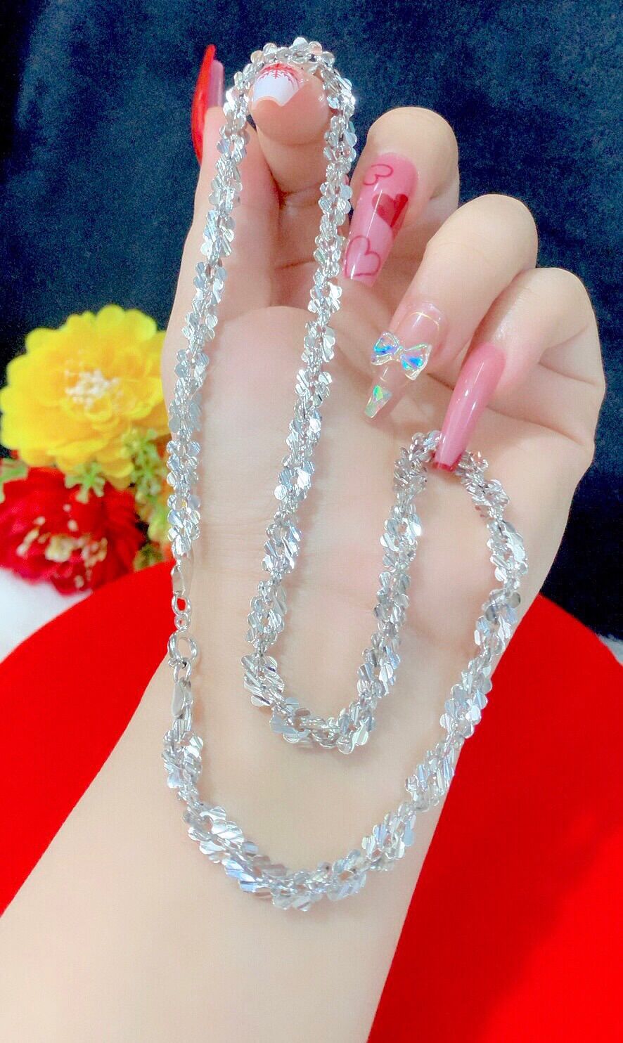 Dây chuyền nữ kiểu xoắn mạ bạch kim cao cấp mẫu mới về
