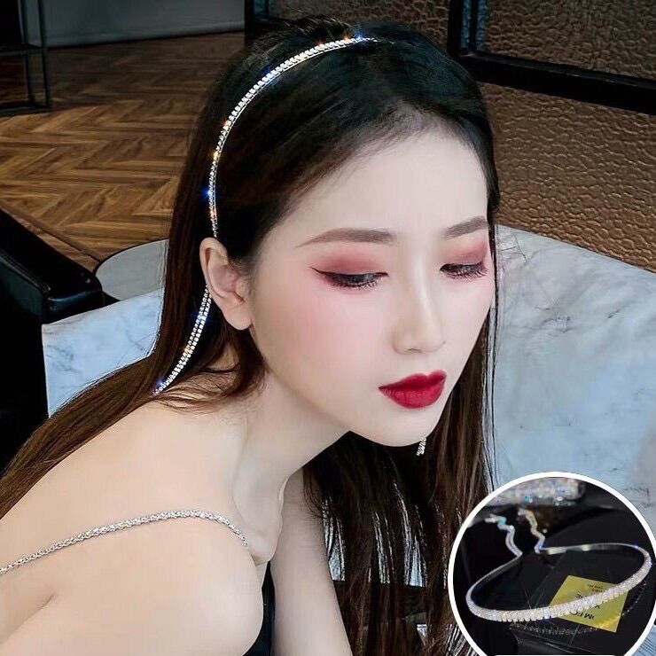 Cài tóc đá tua rua phong cách hàn quốc