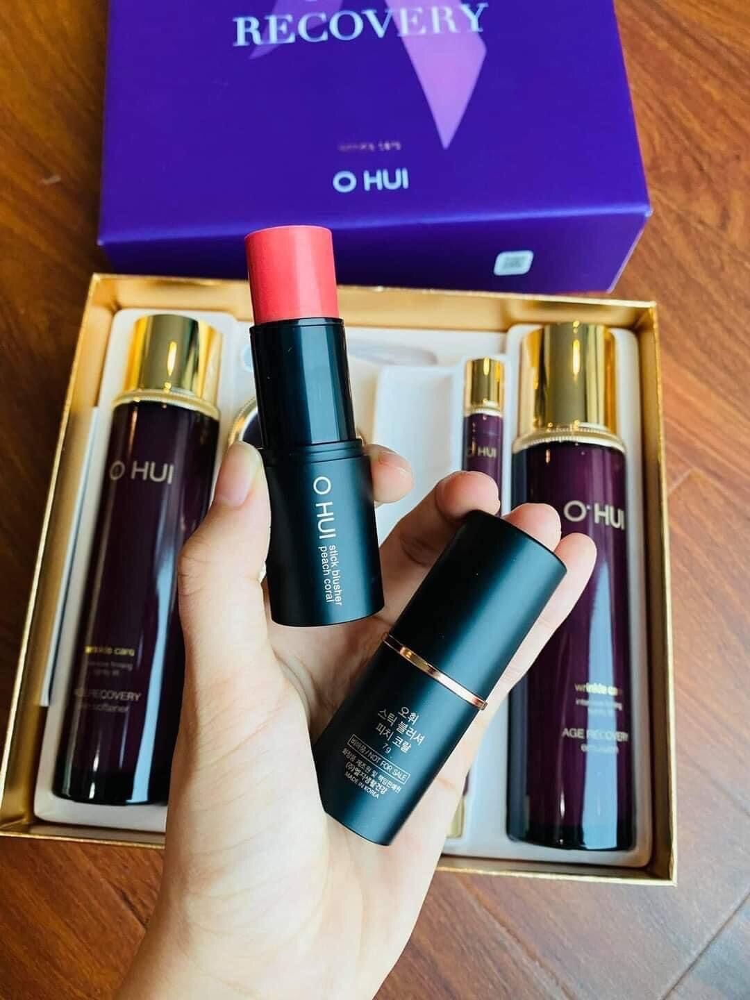 Má hồng kem Ohui dạng thỏi tách set