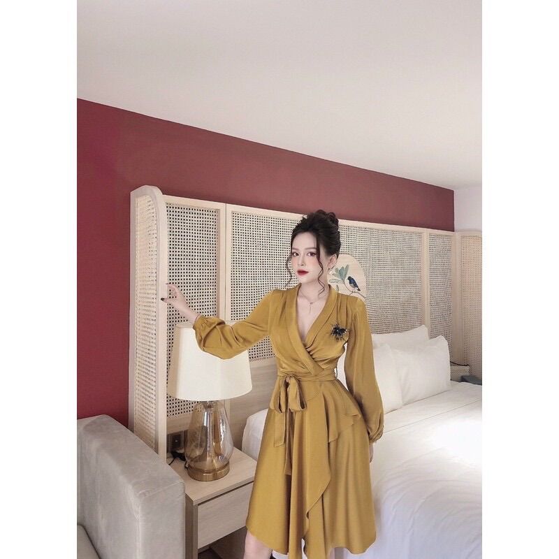Đầm xoè vải lụa