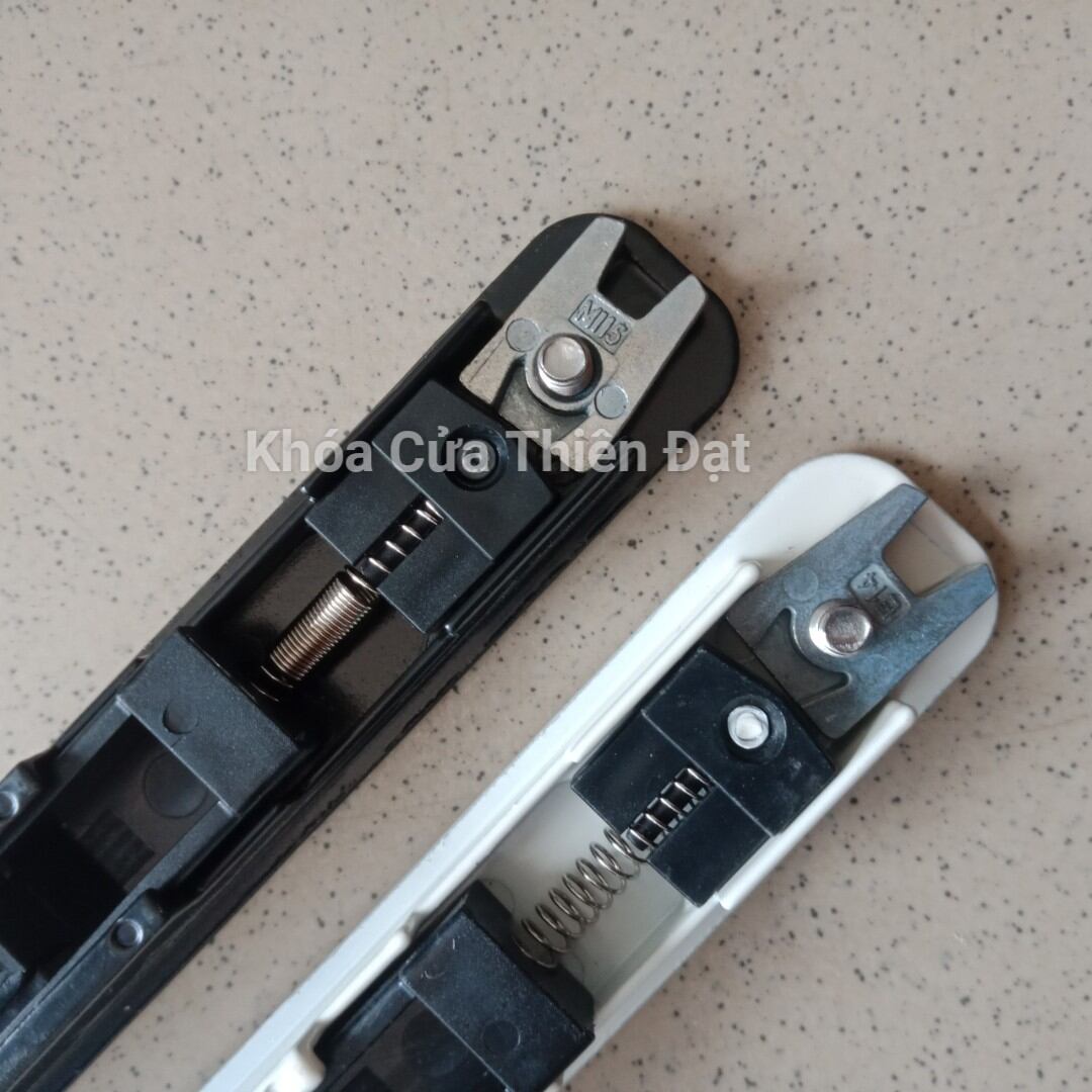 Bộ Chốt Sập Cửa Lùa Hệ 55/93 Hàng Chính Hãng KinLong