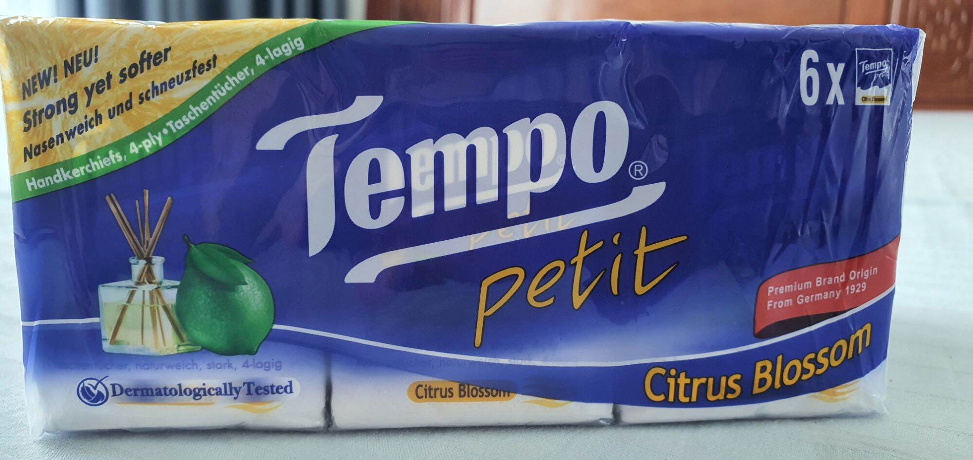 Lốc 6 gói khăn giấy bỏ túi Tempo cao cấp