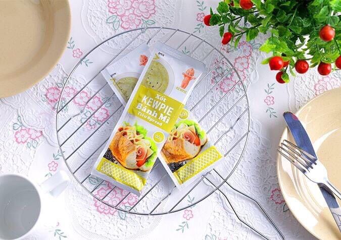 Xốt bánh mì tiêu, bánh mì phô mai spread 80g kewpie