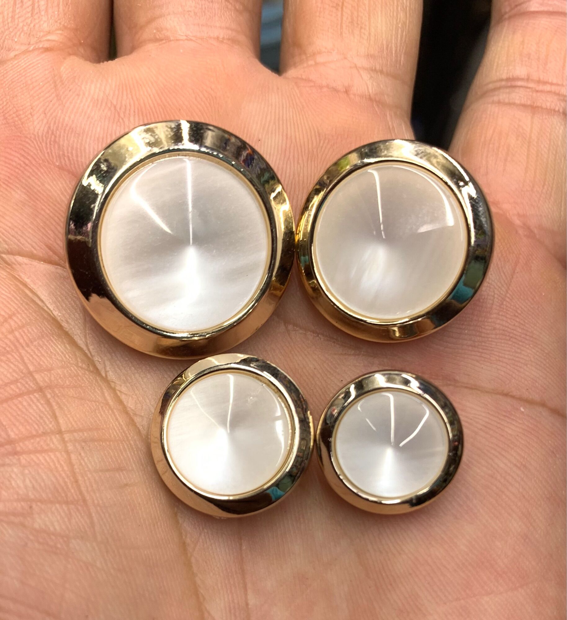 Set 5 nút áo kiểu - cúc áo khoác, áo vest thời trang rất xinh đẹp