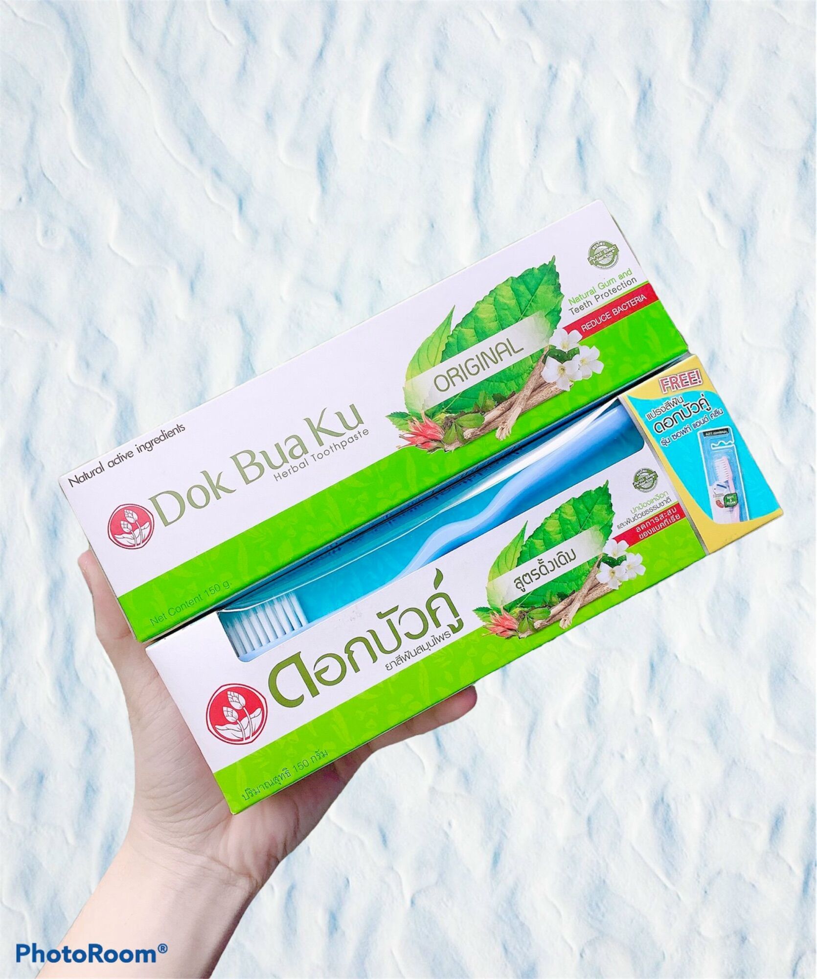 Kem đánh răng Thảo dược DOKBUAKU