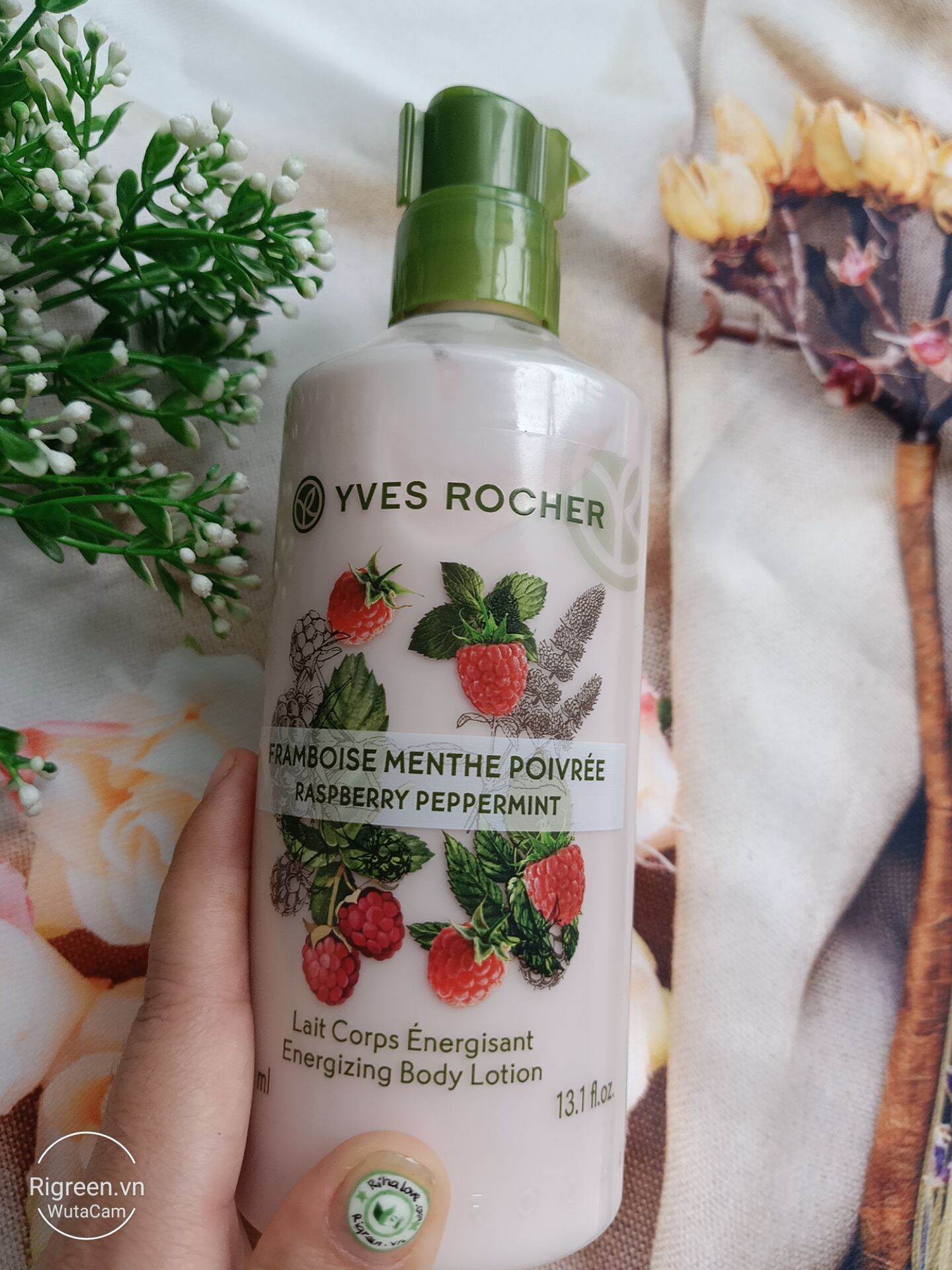 Dưỡng thể cấp ẩm mềm da Yves Rocher chính hãng 390ml Hương Mâm xôi đỏ bạc hà