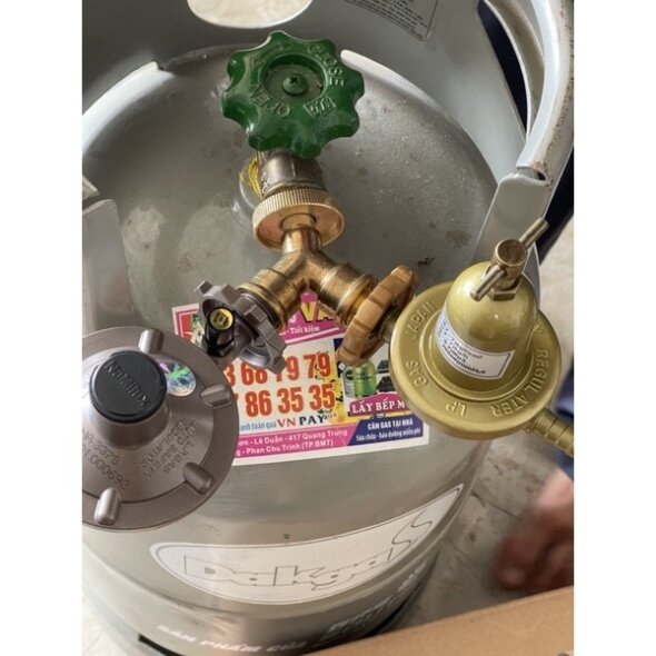 Y Chia Gas Stove Valve (1 Gas Tank Uses 2 Gas Stoves)