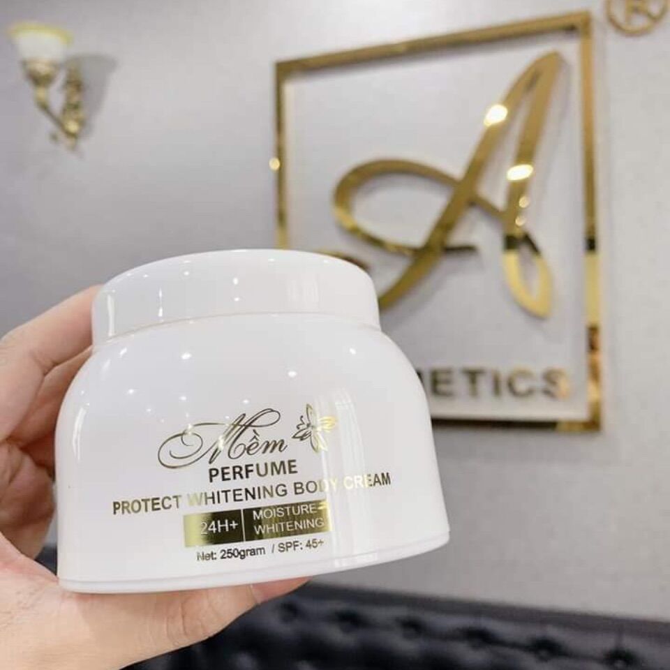 Body miền nước hoa 2020