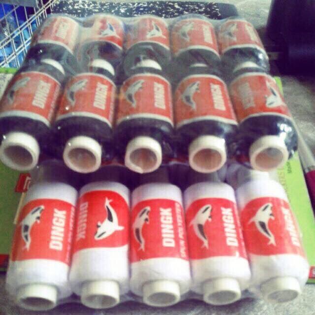1 cuộn chỉ tặng 2 kim khâu