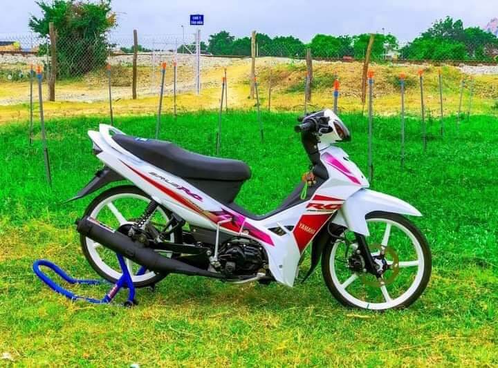 Dàn áo Sirius Trắng 50/110cc kèm tem