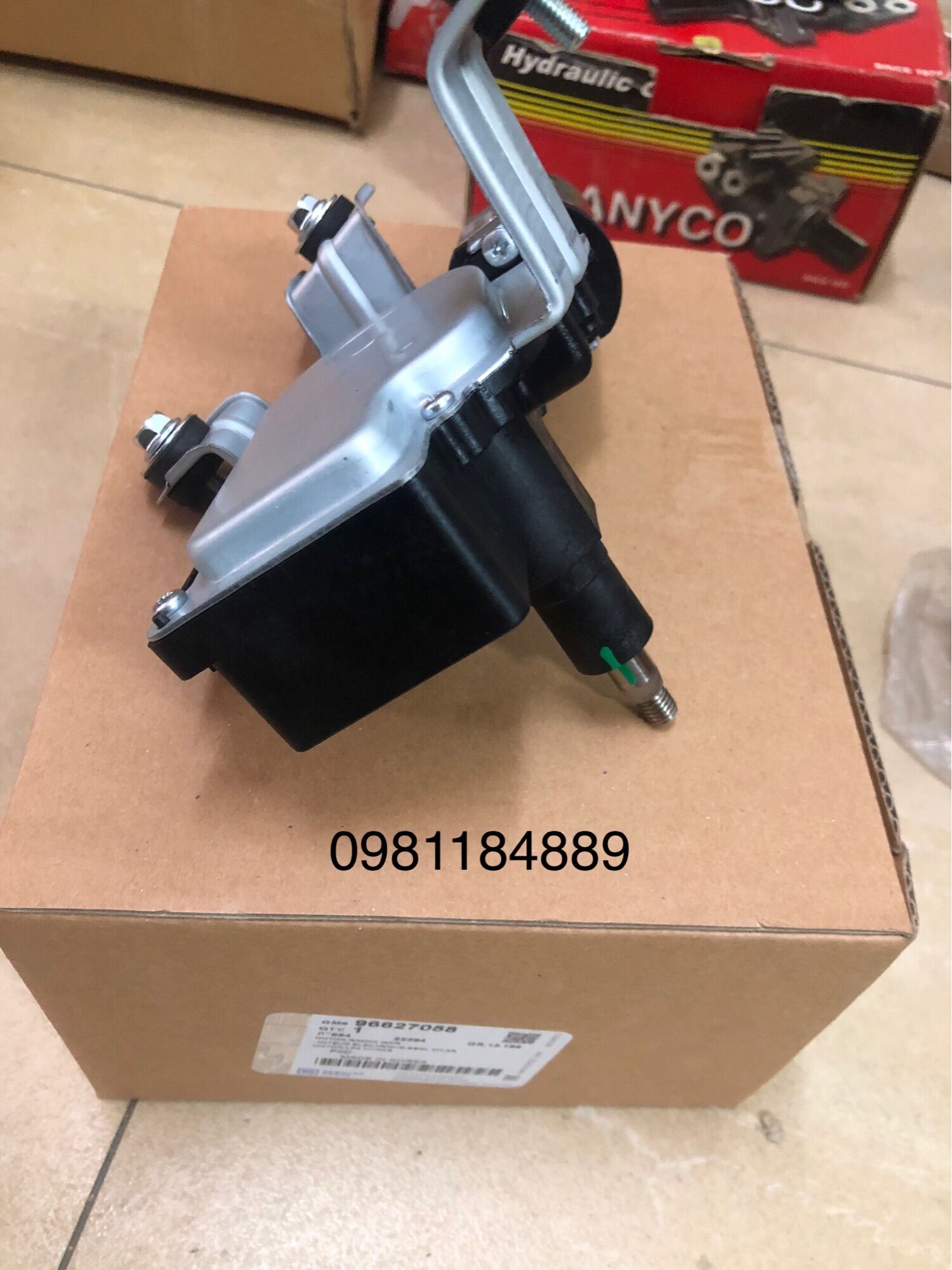 Motto gạt mưa sau xe captiva 2007-2011