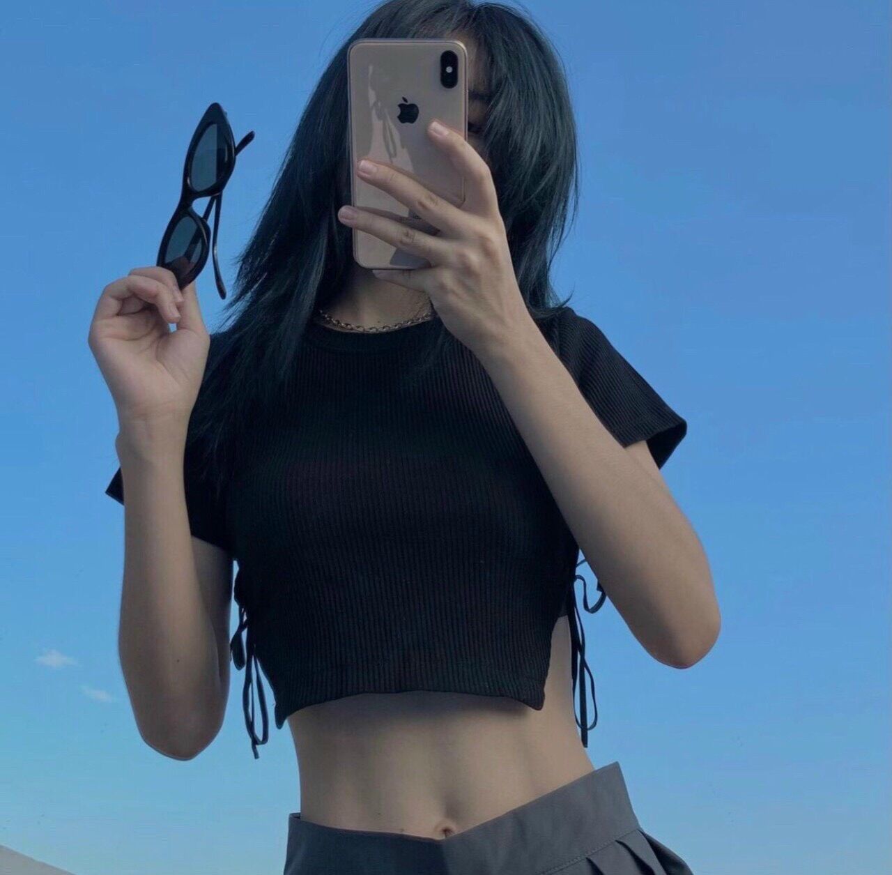 ÁO CROPTOP CỘT DÂY XINH ĐẸP LẮM NHÉ