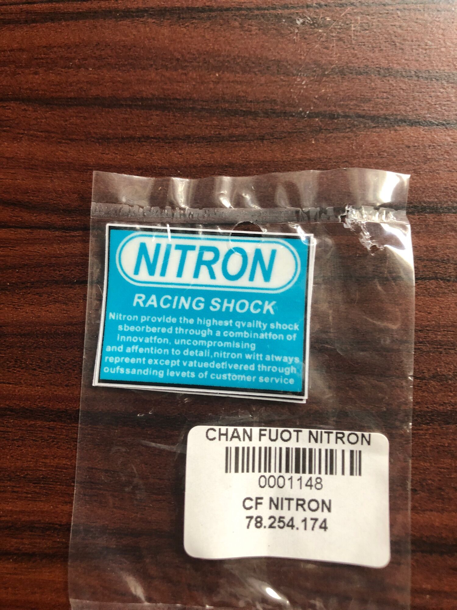 Chân phuộc nitron decal in