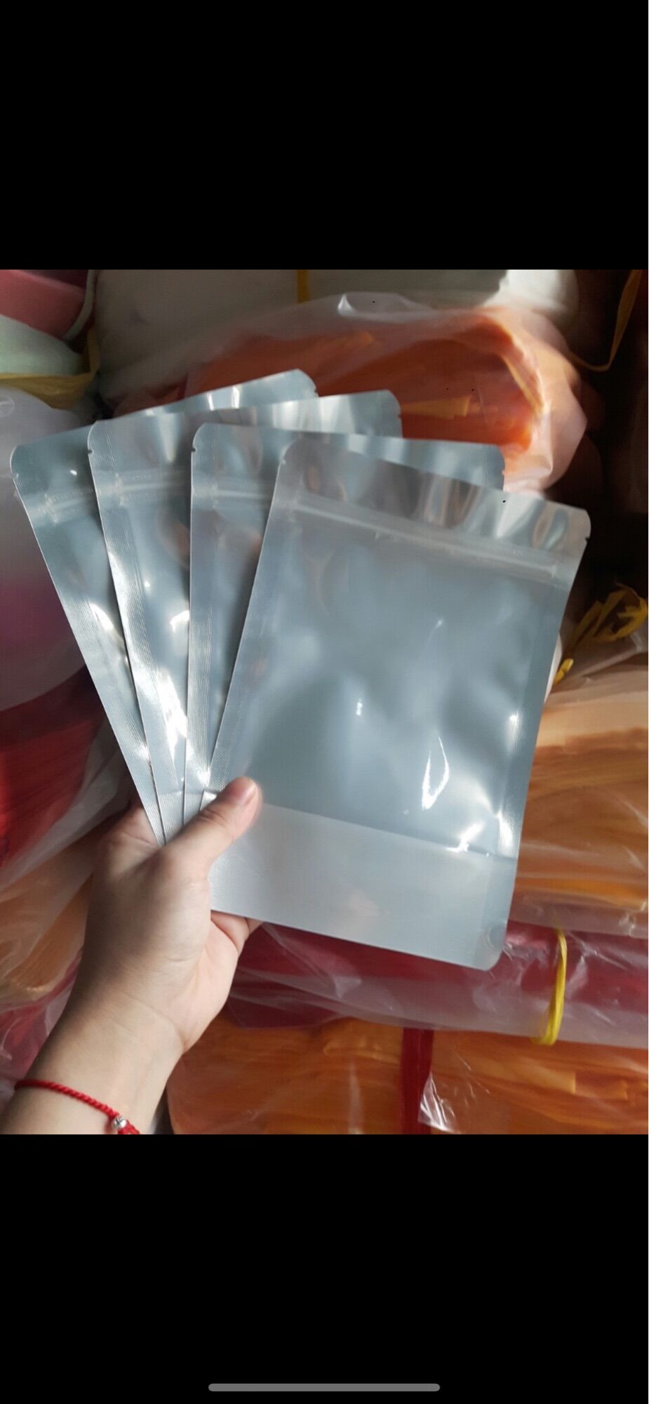 1kg túi zip bạc( túi zipper đáy đứng, túi trà sữa)