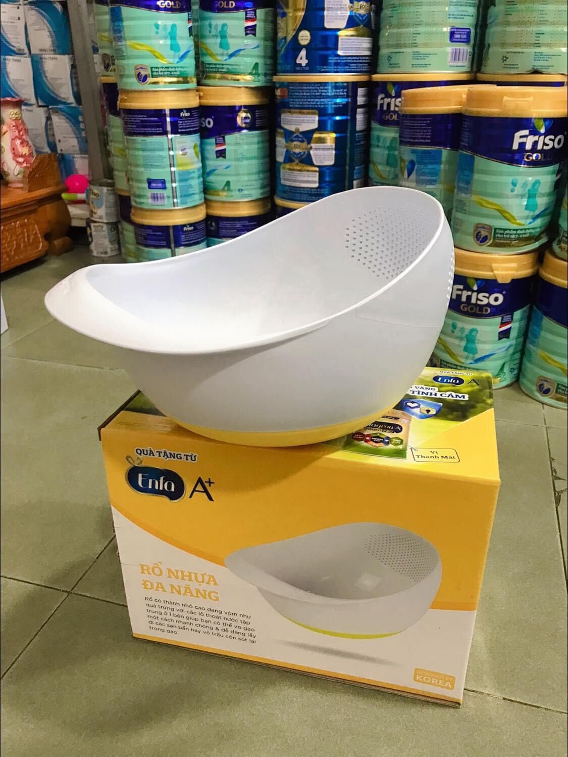 Rổ nhựa đa năng - quà từ enfa A+