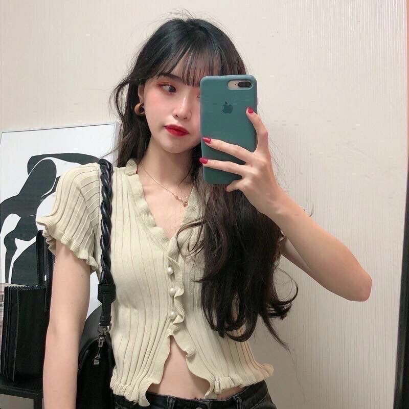 Áo croptop bèo nyny kèm cúc