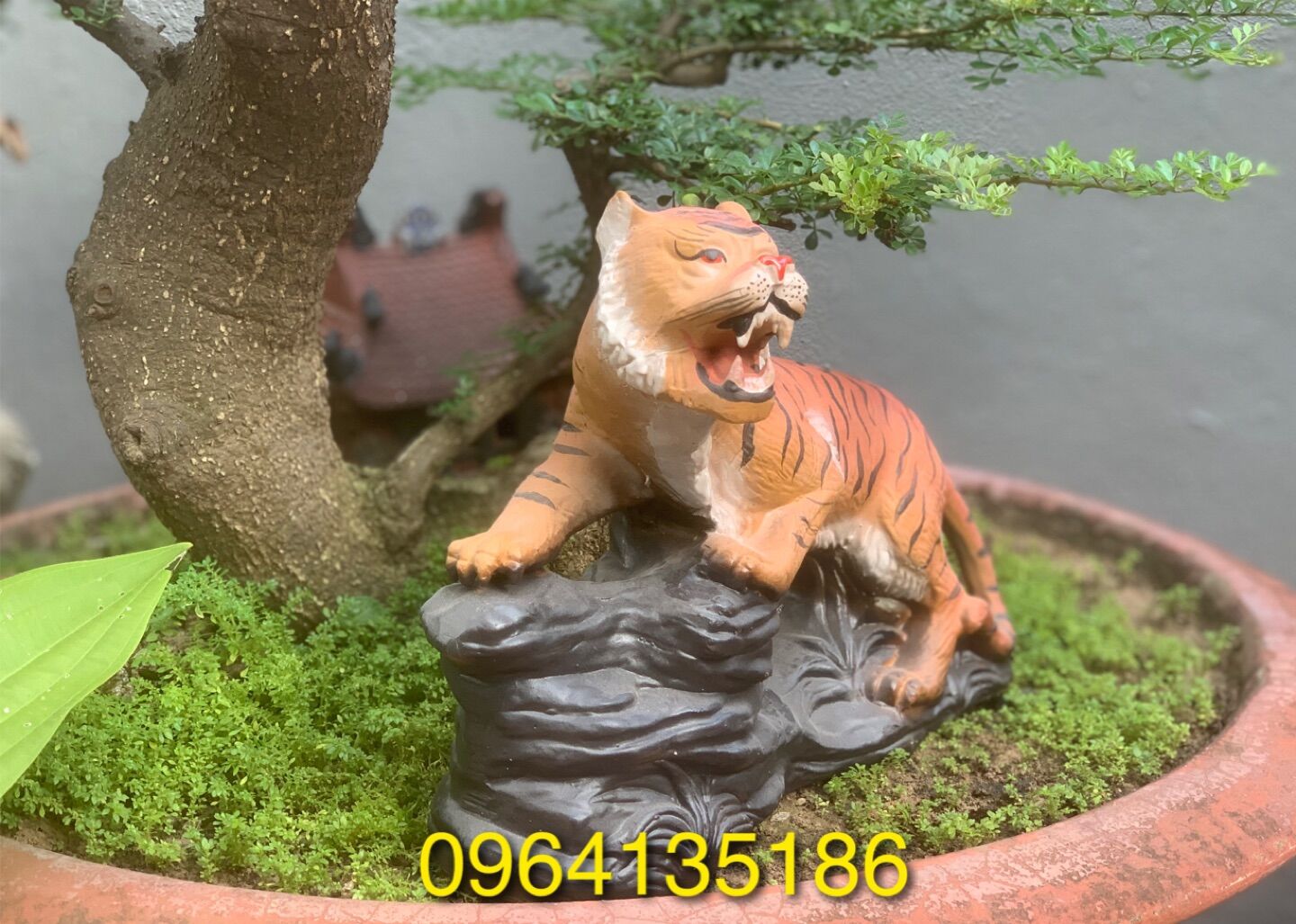 Tượng hổ  gốm sứ Bát Tràng