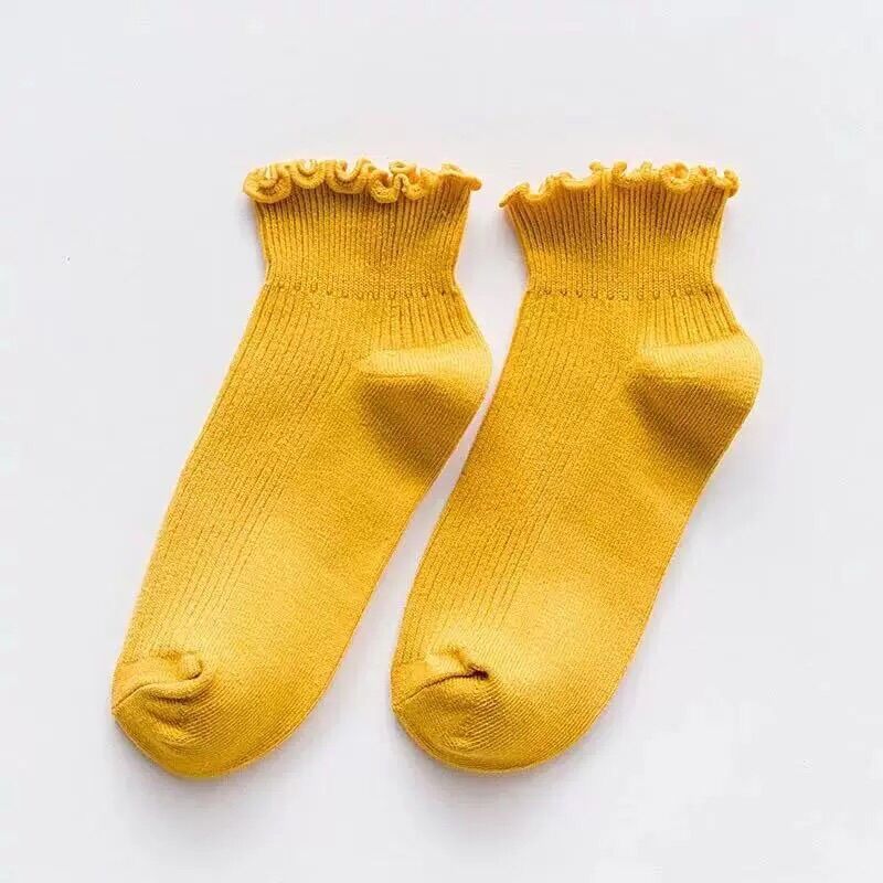 Tất vớ viền dúm cổ lửng dạng gân cao