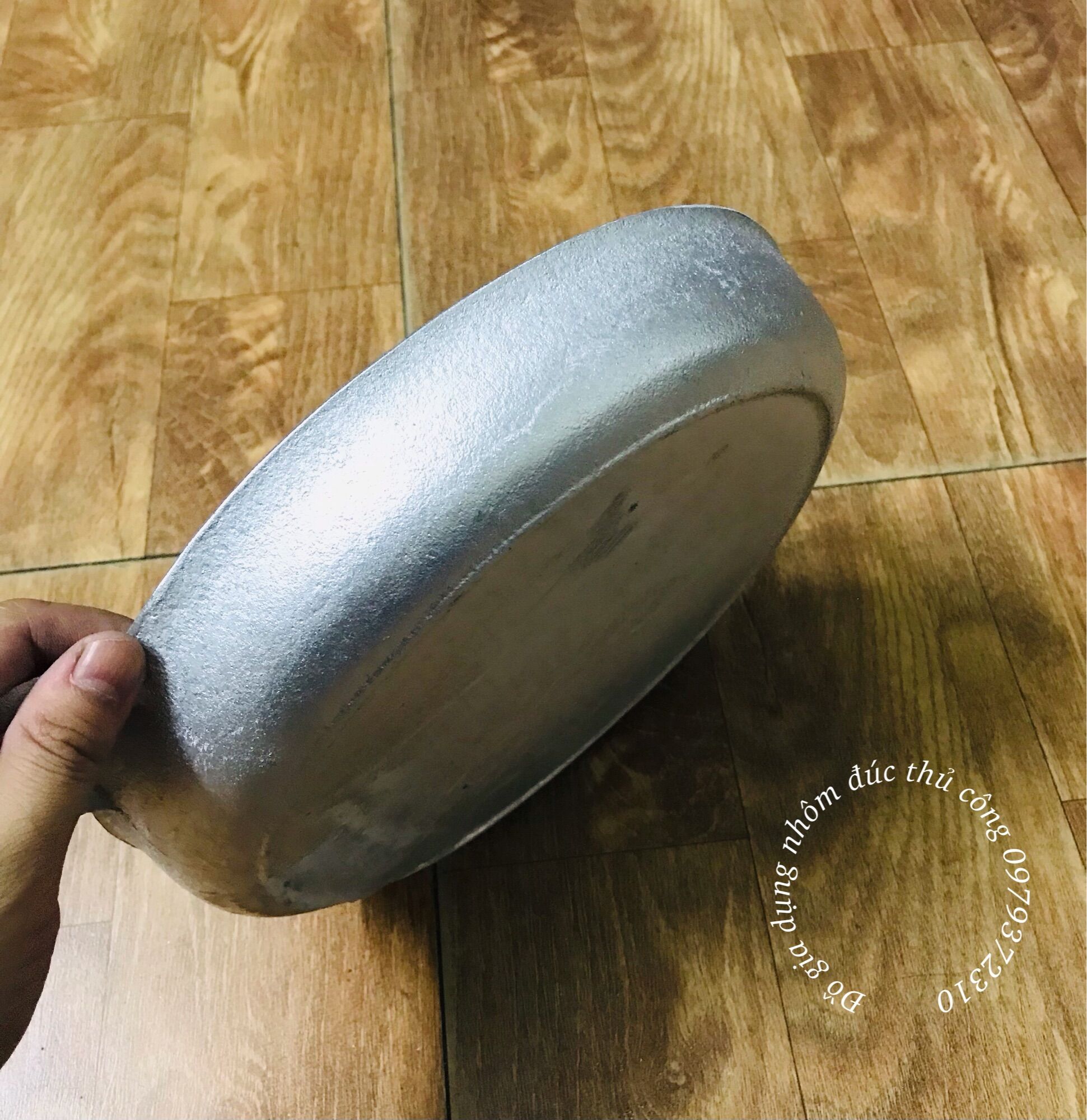 CHẢO GANG ĐÚC THỦ CÔNG LÀNG NGHỀ 27CM ĐÁY BẰNG