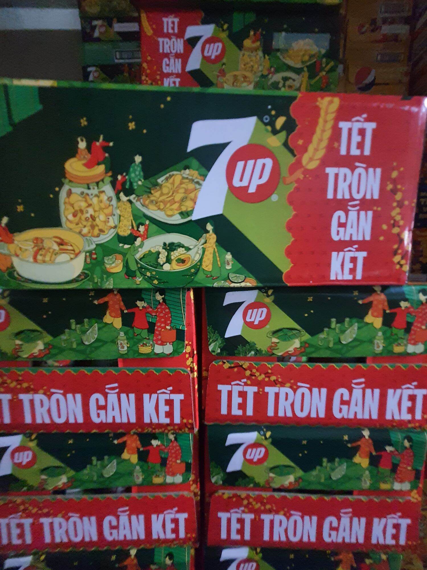 THÙNG 24 LON NƯỚC NGỌT 7UP 320ML