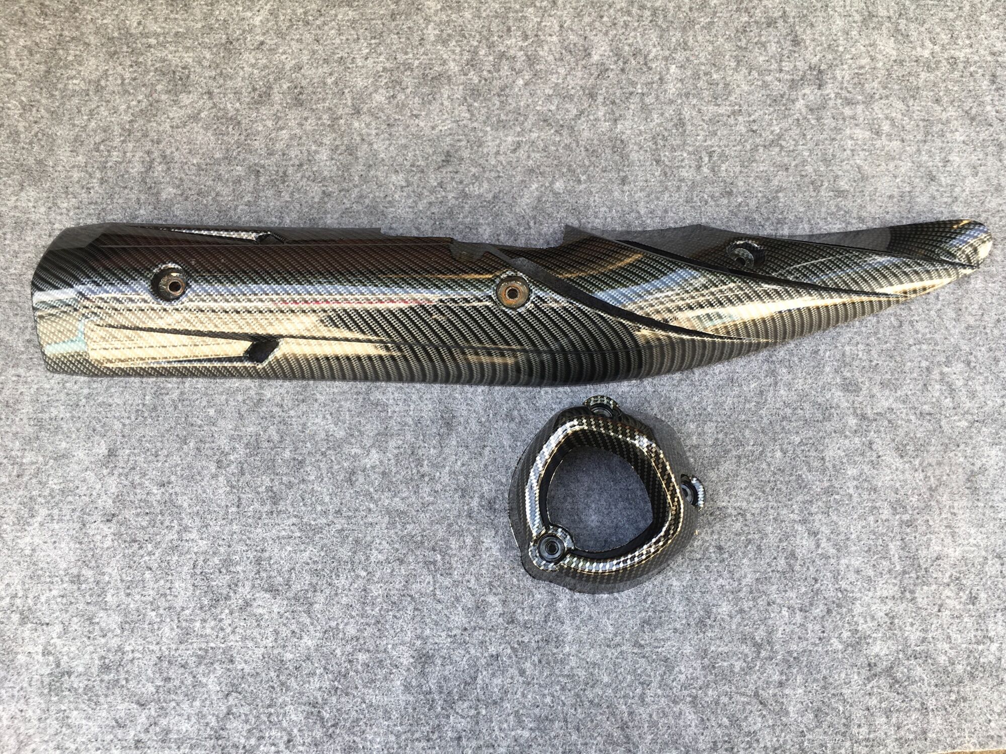 Ốp pô Ex150 Carbon luôn chụp đích pô