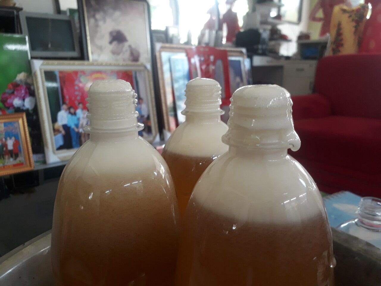 Mật ong nhà nuôi