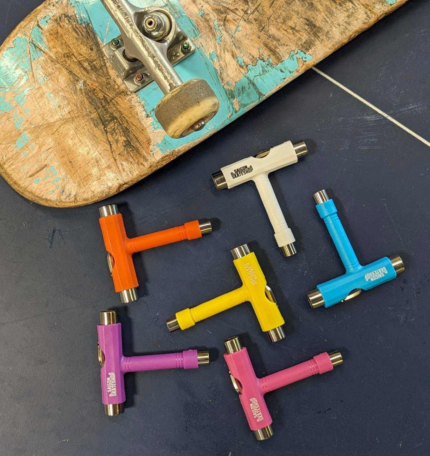 Dụng cụ vặn ván trượt SKATE T-TOOL GREEN