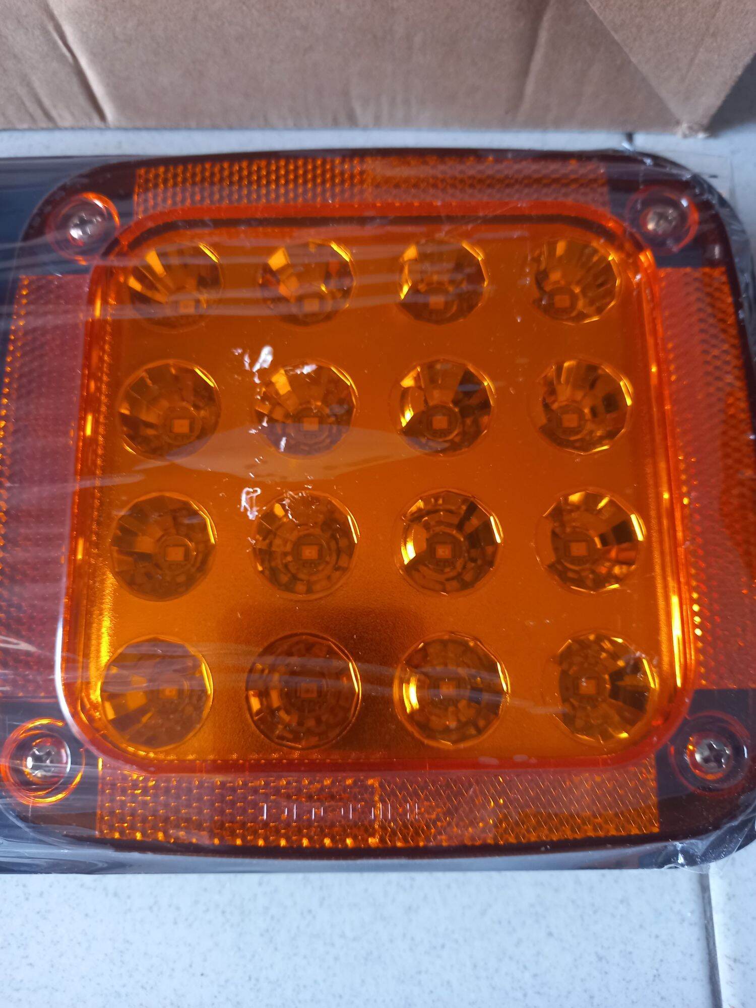 Đèn Lái Sau led SD2002