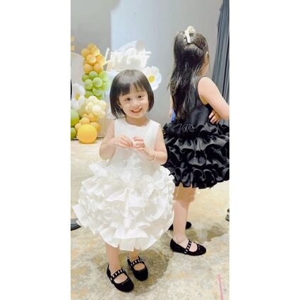 Váy tầng công chúa xinh xắn