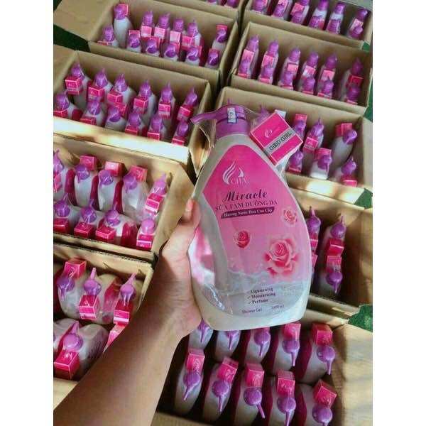 Sữa tắm hương nước hoa mẫu mới hết tặng nước hoa