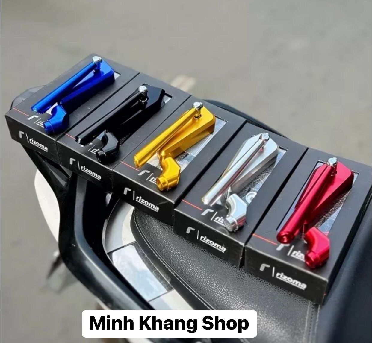Gương Chiếu Hậu Rizoma 744 CHÂN DÀI CNC Cao Cấp[Full Box] Gắn Honda Vespa Yamaha Giá 225,000 Đồng*Miễn phí vận chuyển