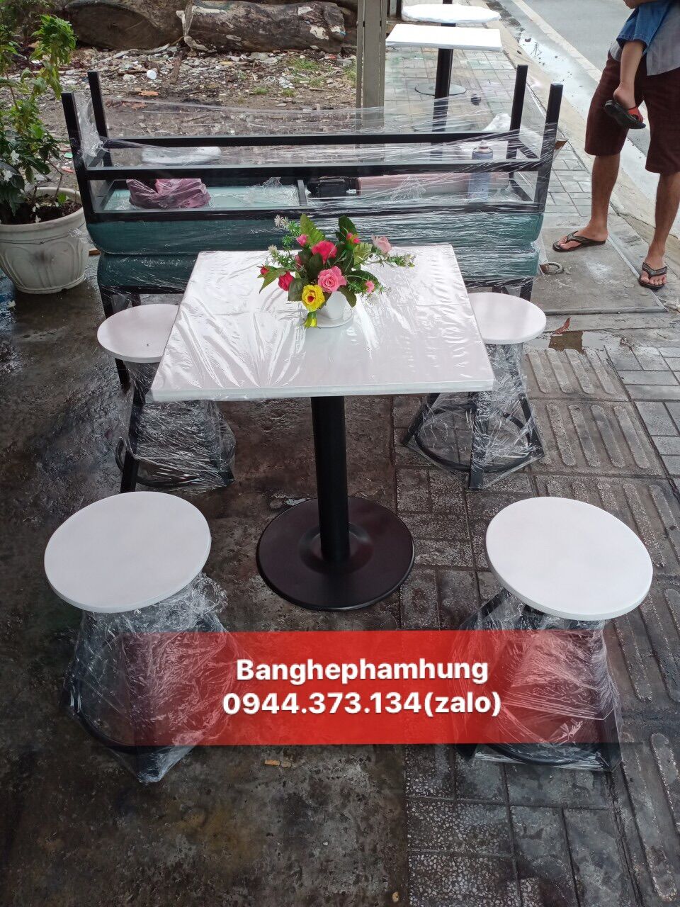 [HCM]Băng ghế cafe giá rẻ .