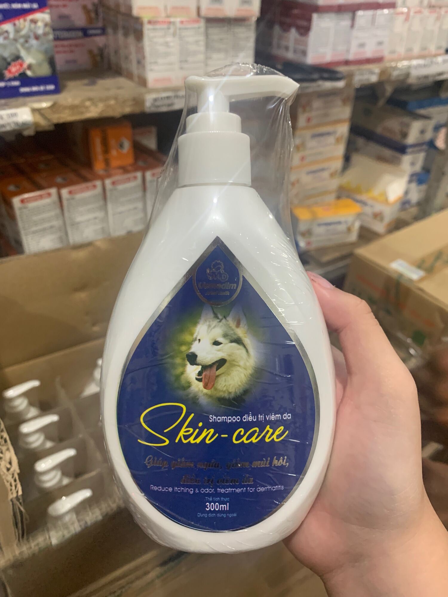 Sữa tắm Skin- Care Vemedim ngừa viêm da ở chó mèo chai 300ml