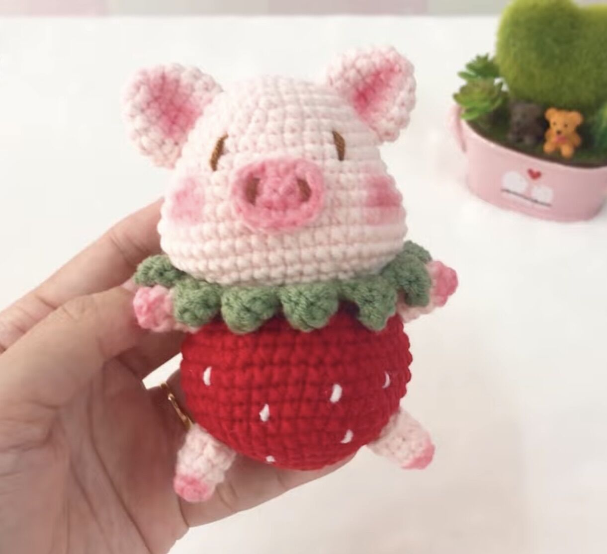 Bé heo dâu tây.Móc khoá,phụ kiện trang trí bằng len Handmade
