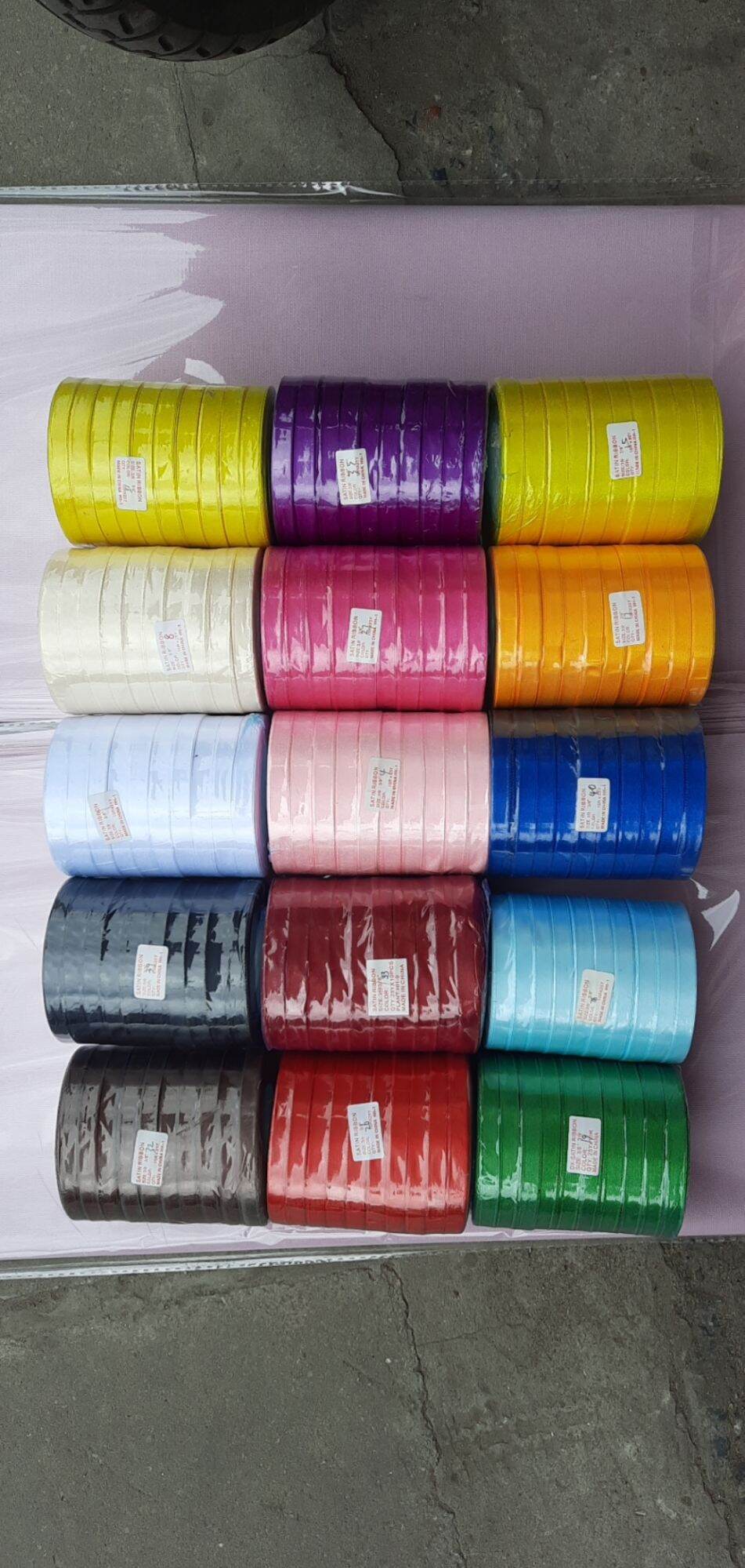 Ruybang lụa 1cm. 1 lốc 10 cuộn.