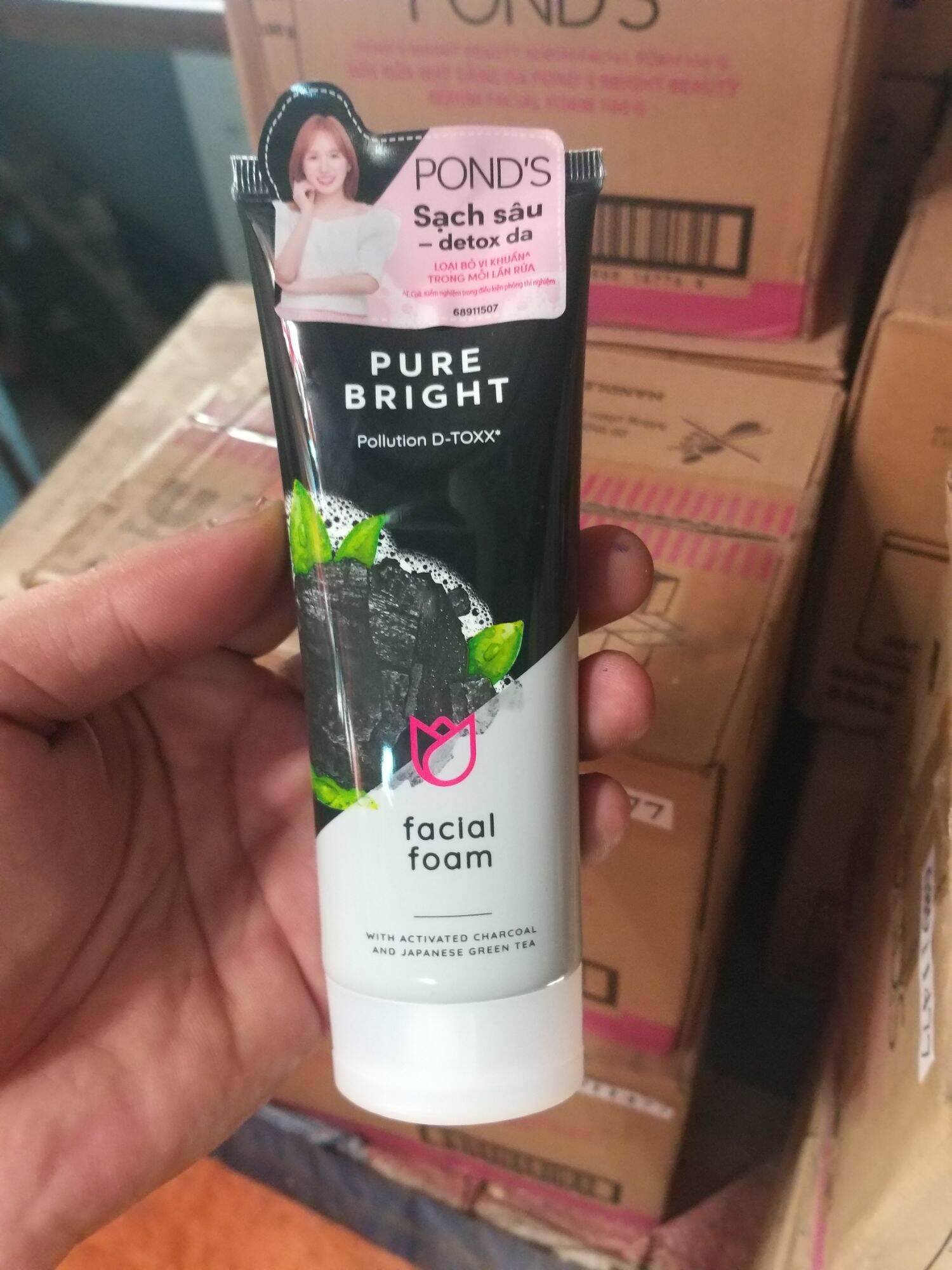 Sữa rửa mặt POND's 100g