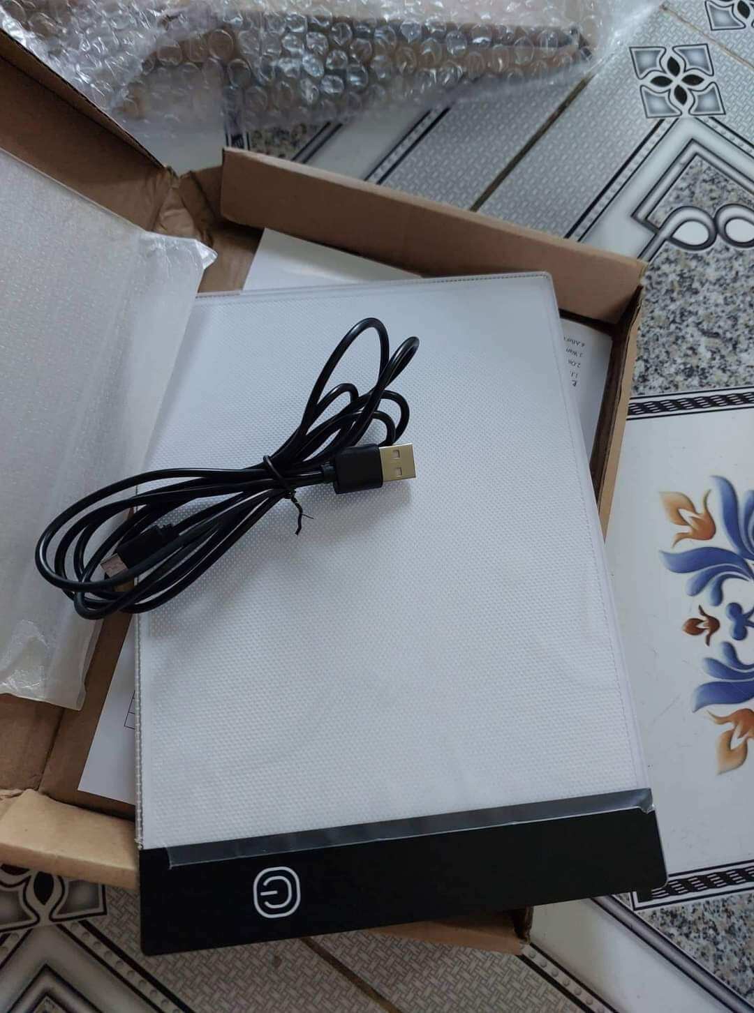 Đèn led làm tranh a5 soi chân tranh