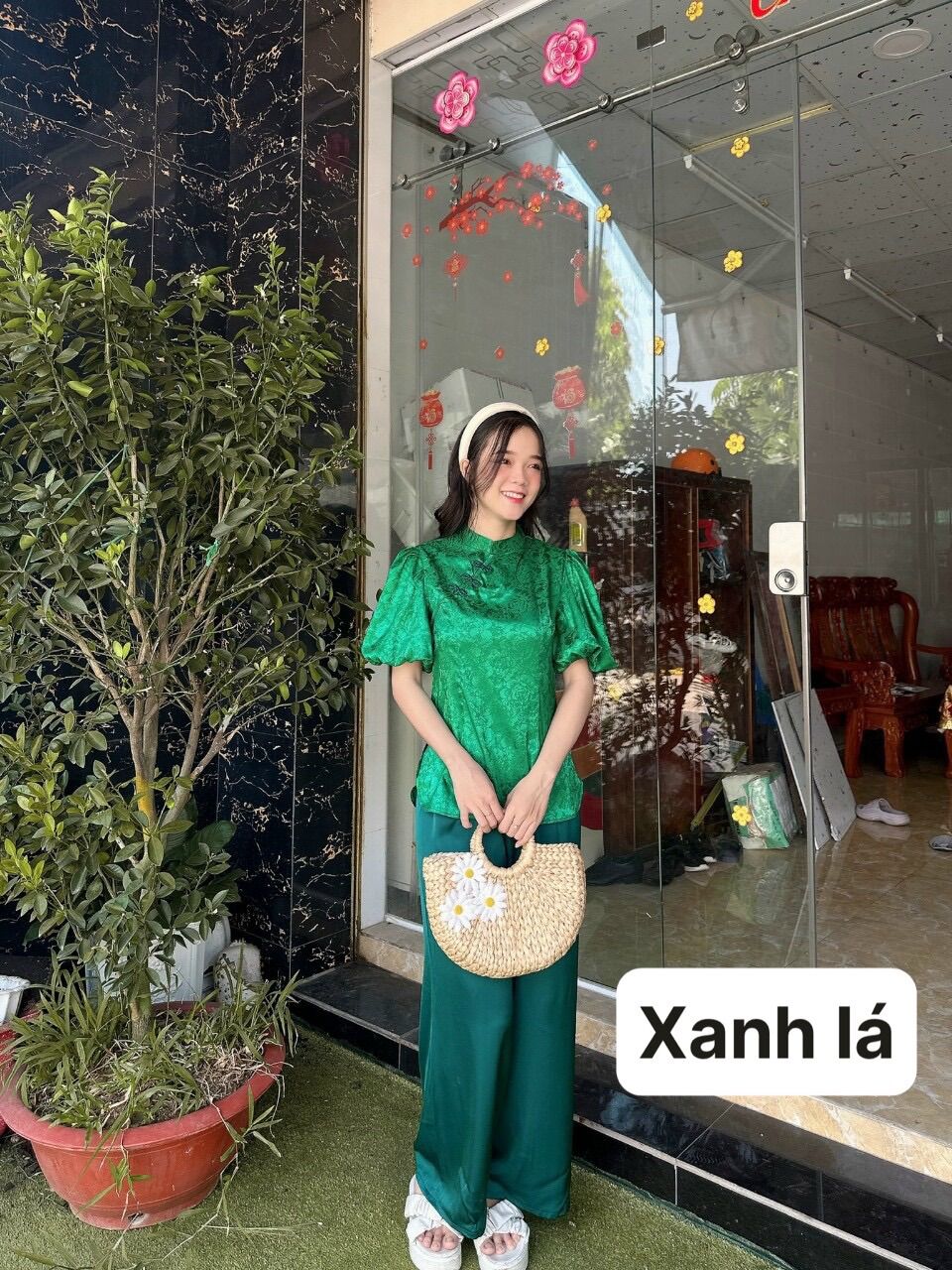 Đồ lam đi chùa _ mẫu gấm tay phồng